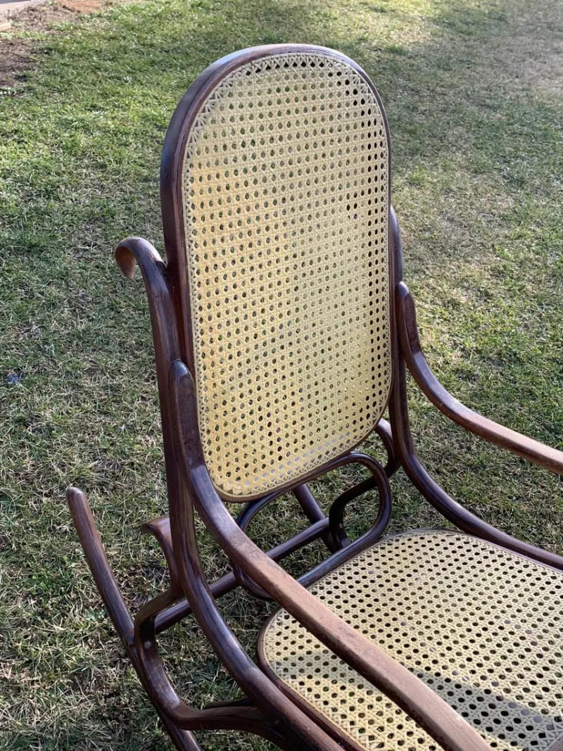 Pamono Antique Rocking Chair from Thonet> Rocking Chairs