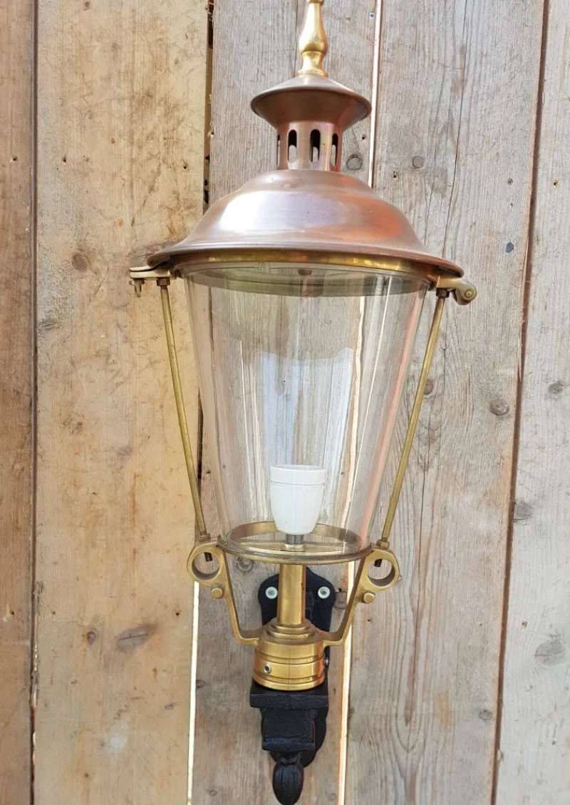 Outlet Pamono Antique Round Cast Iron and Copper Wall Lantern