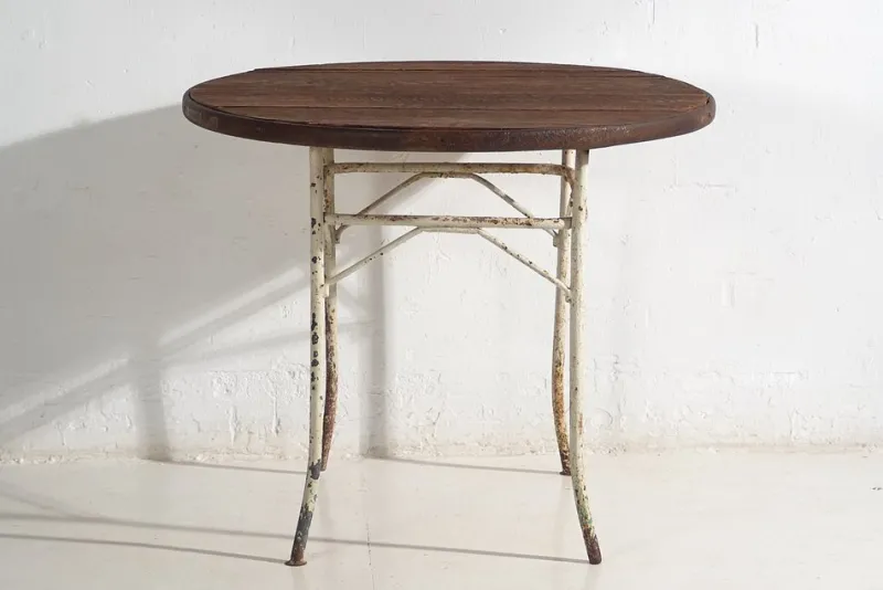 Outlet Pamono Antique Round Metal Outdoor Table, France, 1900s