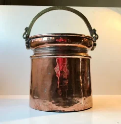 Pamono Antique Scandinavian Coal or Fireplace Bucket in Copper, 18th Century> Fireplaces And Mantels
