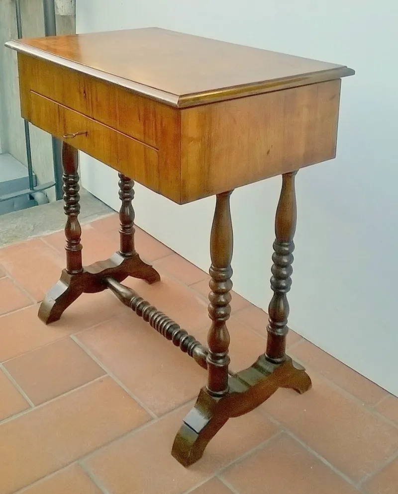 Clearance Pamono Antique Sewing Table, 1890s