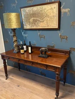 Pamono Antique Side Table in Mahogany><noscript><img width=