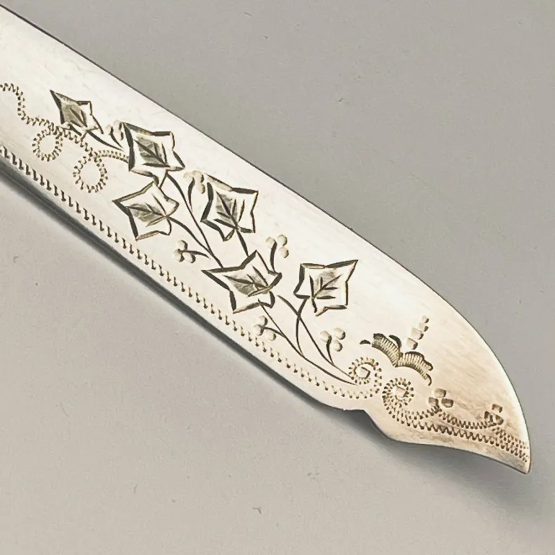Pamono Antique Silver-Plated Fish Knifes and Forks for 12 from Sheffield, England, 1910s, Set of 24> Cutlery & Serving Utensils