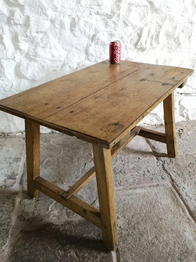 Pamono Antique Spanish Pine Tocinera Table, 1880> Coffee & Side Tables