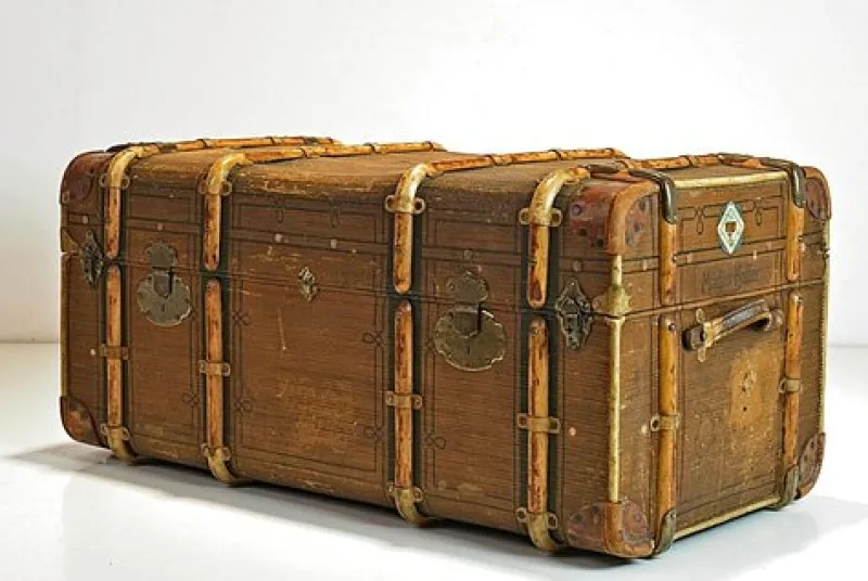 Pamono Antique Steamer Trunk by Moritz Mädler for Mädler, Germany, 1890s