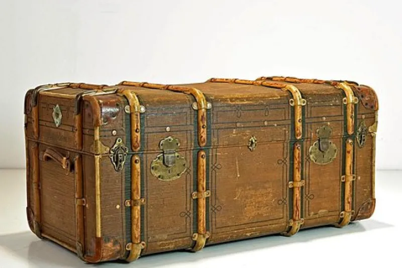 Pamono Antique Steamer Trunk by Moritz Mädler for Mädler, Germany, 1890s