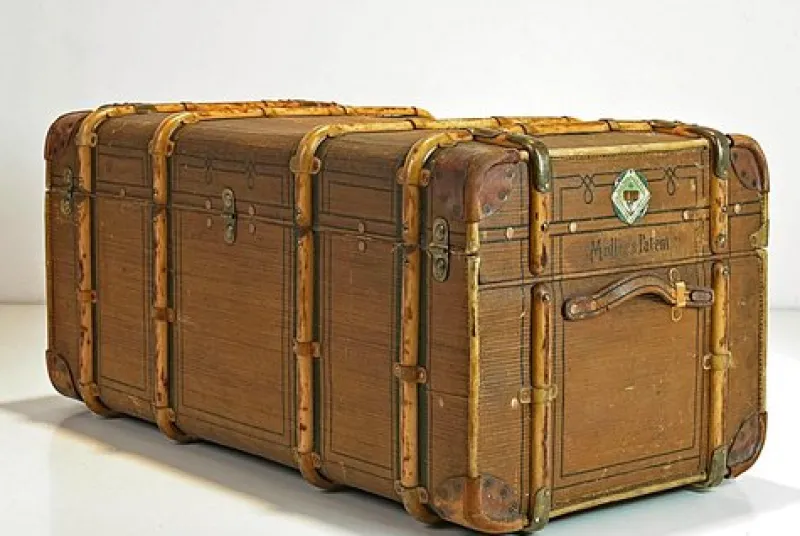 Pamono Antique Steamer Trunk by Moritz Mädler for Mädler, Germany, 1890s