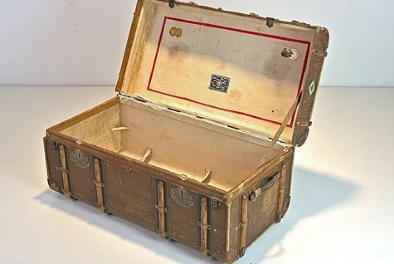 Pamono Antique Steamer Trunk by Moritz Mädler for Mädler, Germany, 1890s
