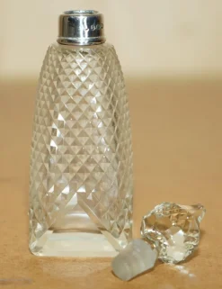 Pamono Antique Sterling Silver Perfume Bottle in Cut Glass Crystal, 1890><noscript><img width=