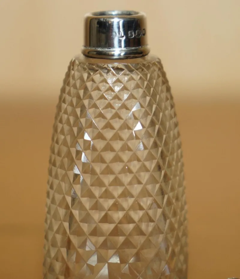 Pamono Antique Sterling Silver Perfume Bottle in Cut Glass Crystal, 1890> Bottles, Carafes & Jugs