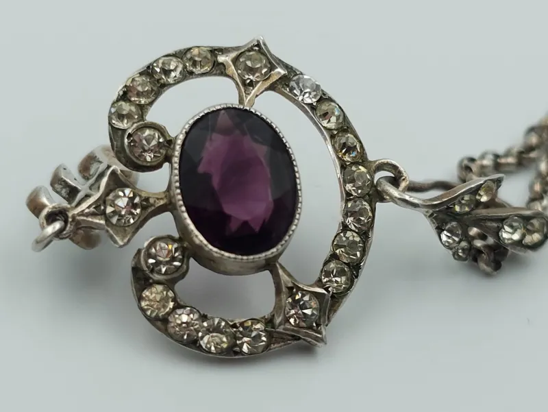 New Pamono Antique Sterling Silver Pendant with Crystals on Belcher Chain