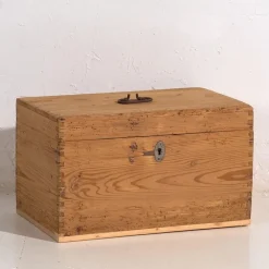 New Pamono Antique Storage Chest, 1920s
