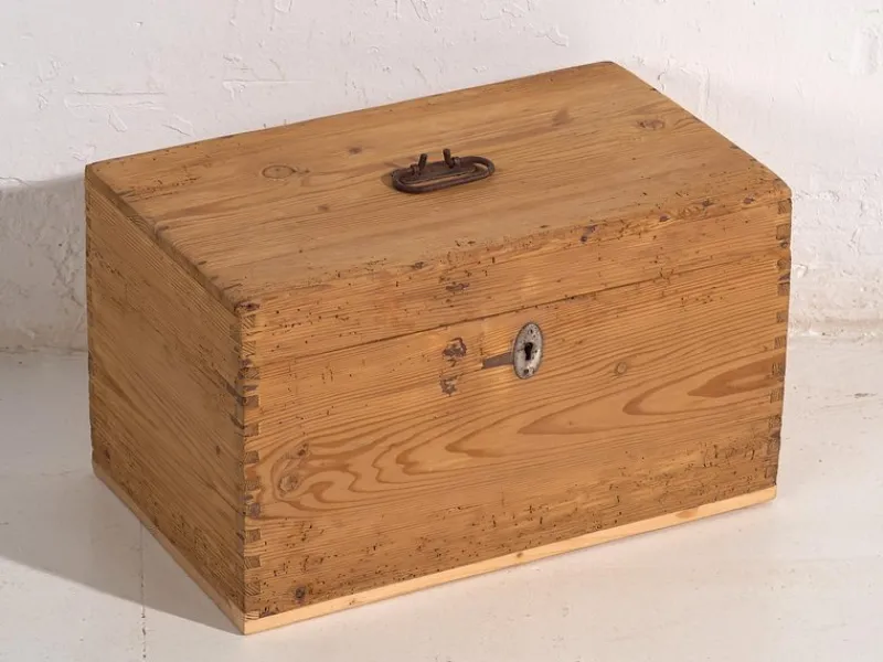 New Pamono Antique Storage Chest, 1920s