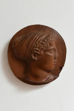 Pamono Antique Style Wooden Medallion Portrait, 1930s> Wall Decor