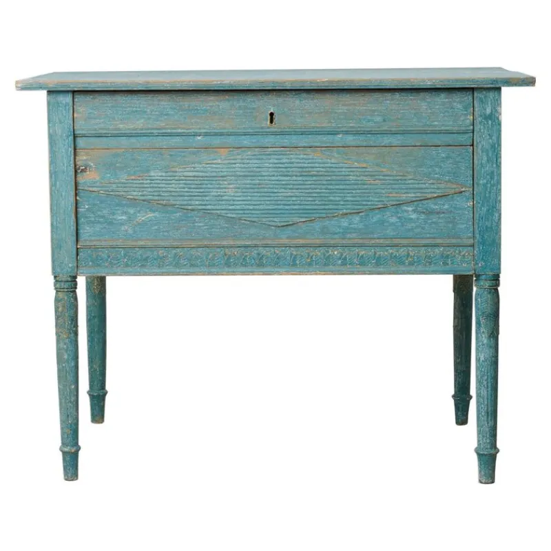 Sale Pamono Antique Swedish Blue Painted Hand-Carved Country Table