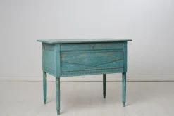 Sale Pamono Antique Swedish Blue Painted Hand-Carved Country Table