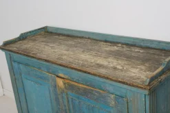 Pamono Antique Swedish Gustavian Blue Painted Country Sideboard><noscript><img width=