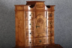 Pamono Antique 18th Century Baroque Tabernacle Secretary in Oak with Walnut Veneer, 1730s><noscript><img width=