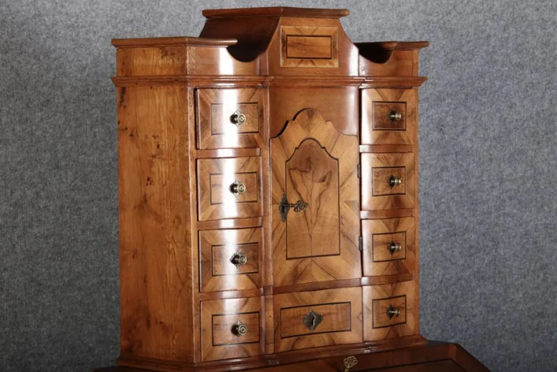 Pamono Antique 18th Century Baroque Tabernacle Secretary in Oak with Walnut Veneer, 1730s> Secretaires