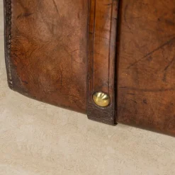 Pamono Antique 19th Century Victorian Leather Suitcase with Painted Crest, 1850s><noscript><img width=