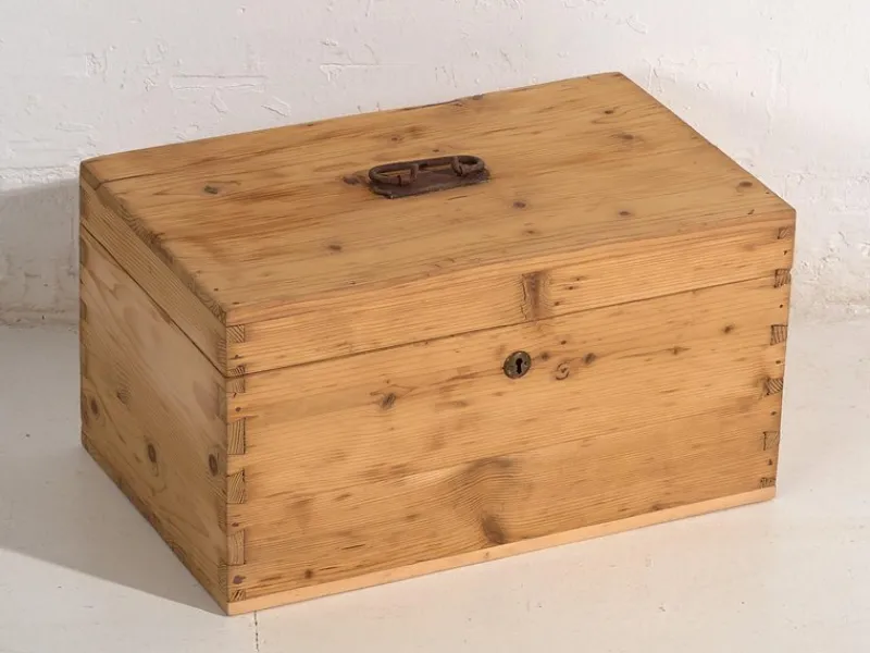Pamono Antique Travel Chest, 1920s> Trunks Crates & Baskets