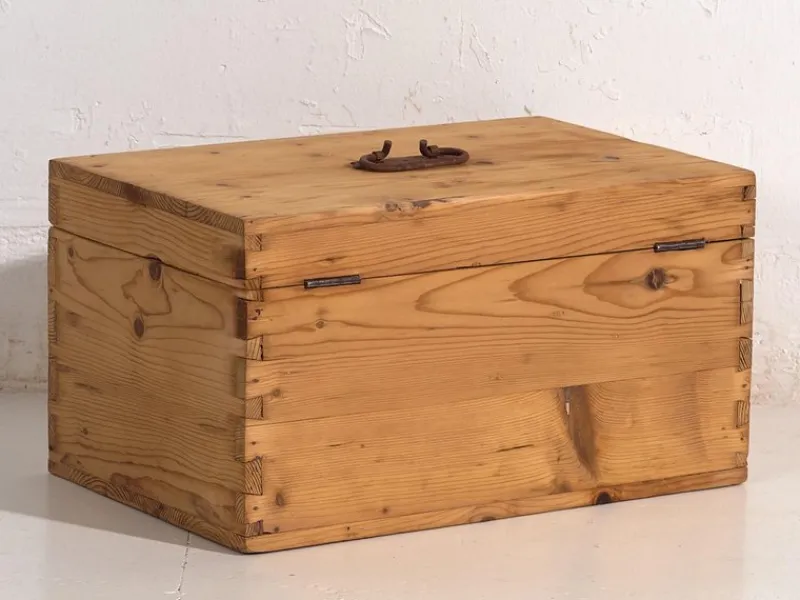 Pamono Antique Travel Chest, 1920s> Trunks Crates & Baskets