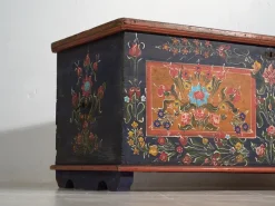 Pamono Antique Trunk with Floral Motifs, 1870s><noscript><img width=