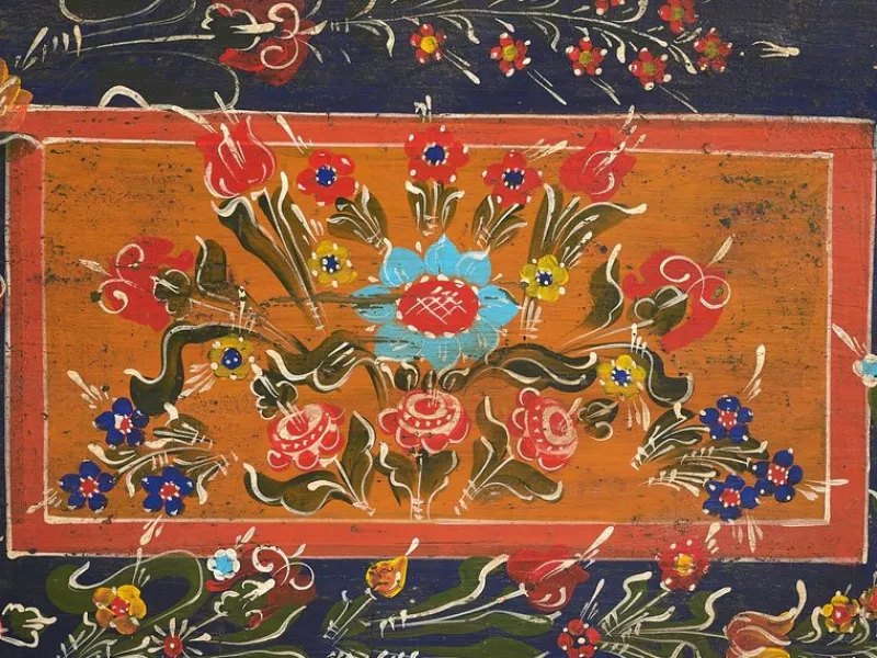 Pamono Antique Trunk with Floral Motifs, 1870s> Trunks Crates & Baskets