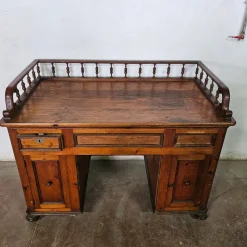 Sale Pamono Antique Tuscan Desk, 1890s
