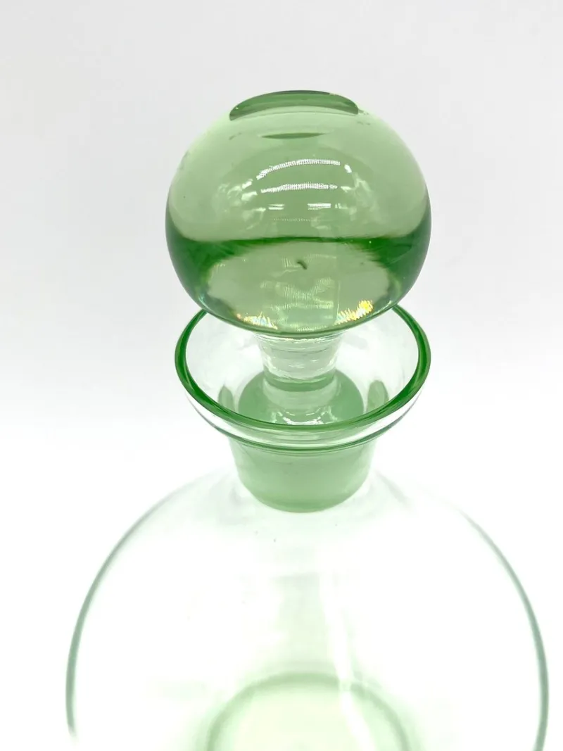 Pamono Antique Uranium Glass Carafe with Stopper, 1890s> Bottles, Carafes & Jugs
