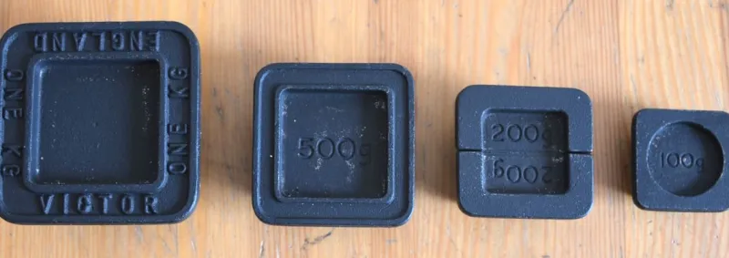 Pamono Antique Victor Scale by Robert Welch> Electronics