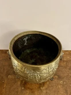 Pamono Antique Victorian Brass Jardiniere, 1860><noscript><img width=