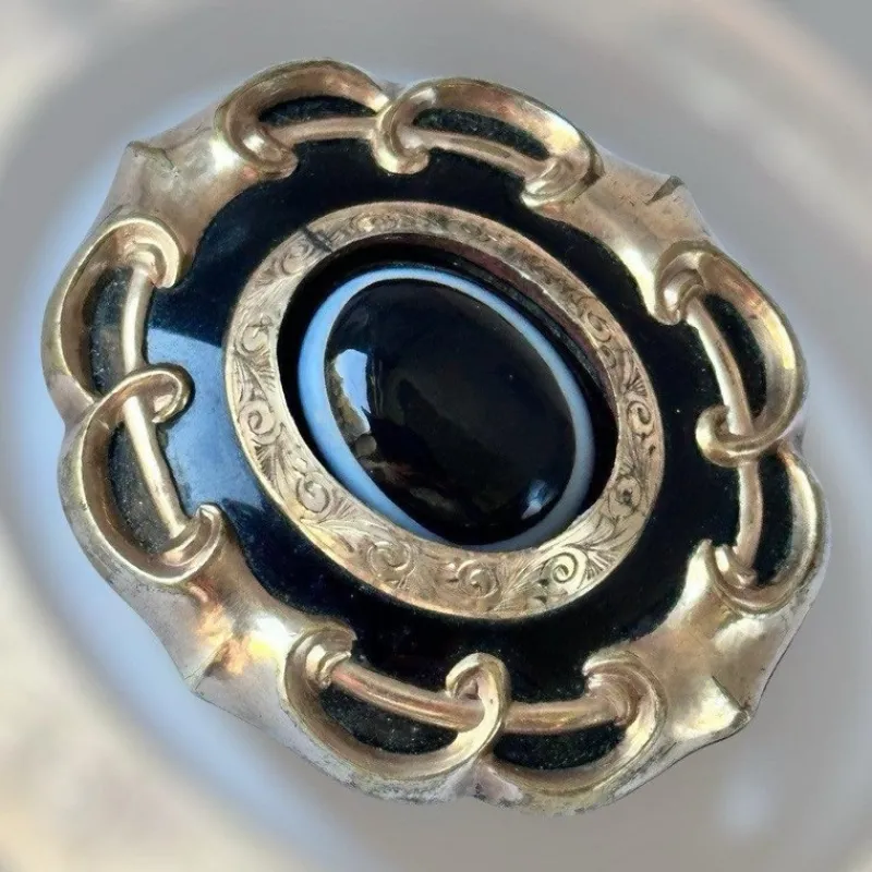 Pamono Antique Victorian Bulls Eye Agate Pinchbeck Mourning Brooch> Brooches