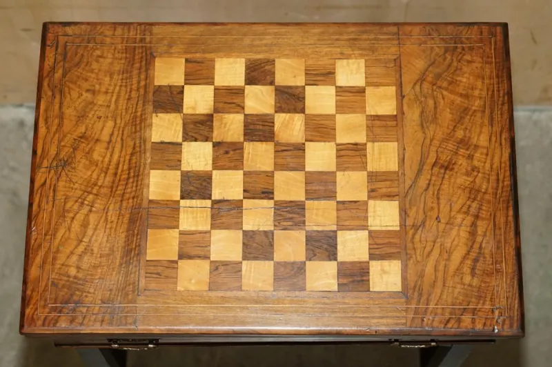 Pamono Antique Victorian Chessboard Game Table in Walnut Satinwood and Hardwood> Game Tables