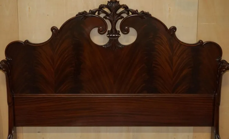 Pamono Antique Victorian Flamed Hardwood Double Bed Frame, 1880s> Beds & Bedroom Sets