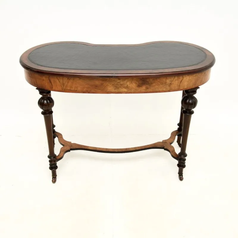 Pamono Antique Victorian Kidney Shaped Desk in Burr Walnut with Leather Top, 1860