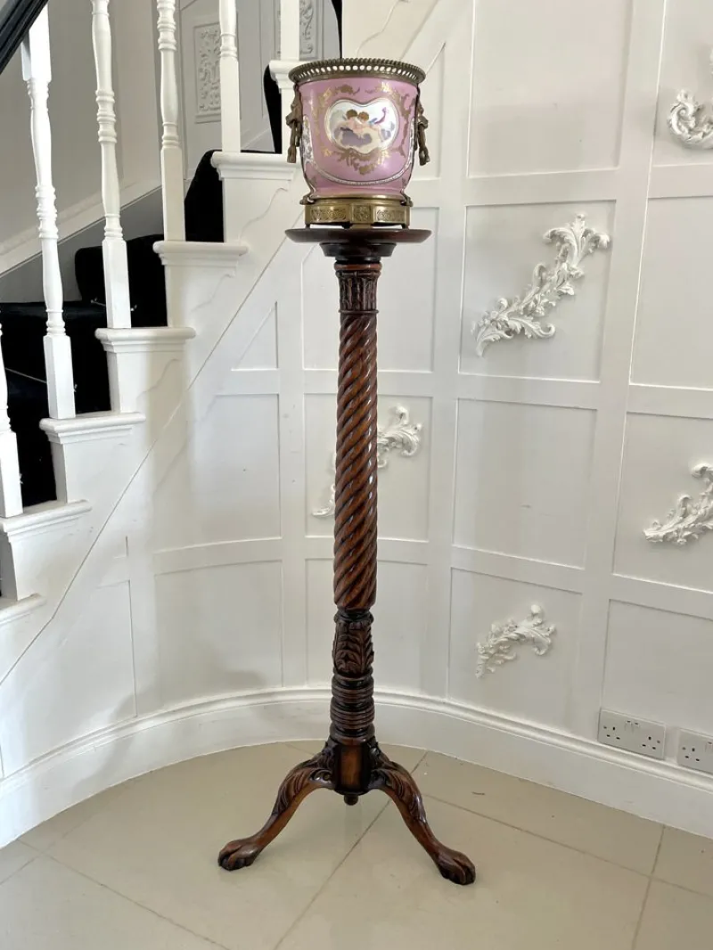Sale Pamono Antique Victorian Torchere in Carved Mahogany, 1880