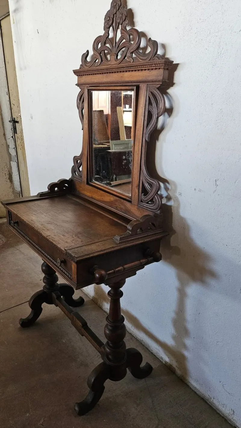 Pamono Antique Walnut Dressing Table with Friezes> Dressing Tables