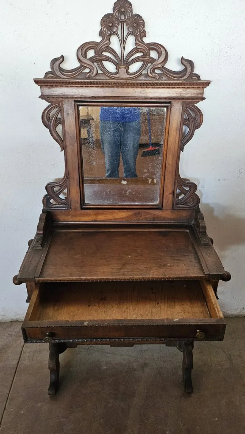 Pamono Antique Walnut Dressing Table with Friezes> Dressing Tables