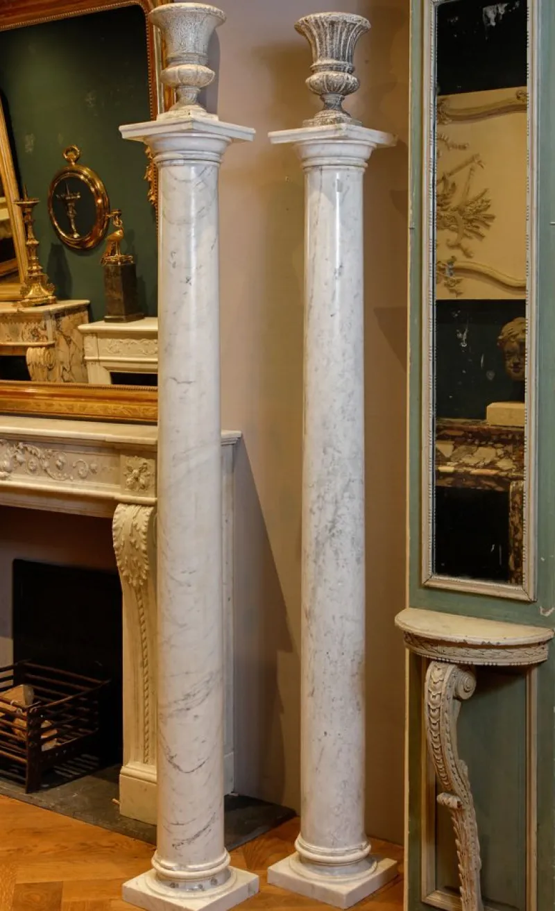 Pamono Antique White Marble Columns or Pedestals, Set of 2> Pedestals And Columns