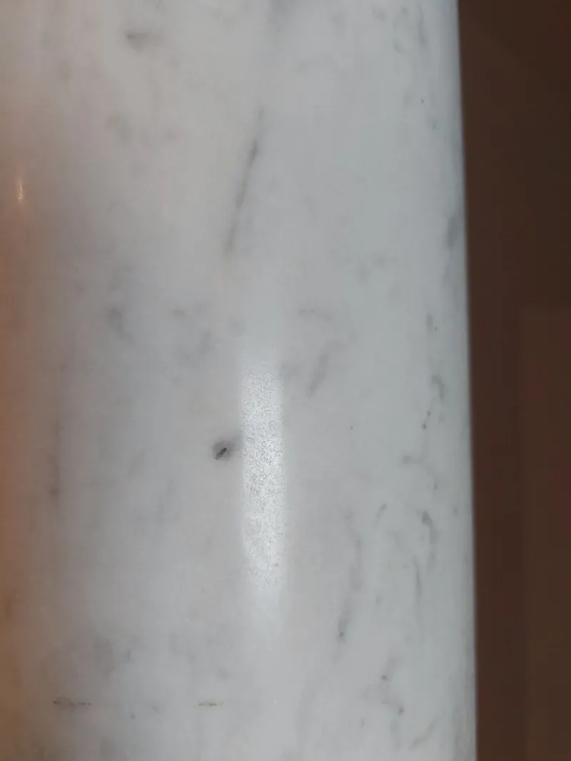 Pamono Antique White Marble Columns or Pedestals, Set of 2> Pedestals And Columns