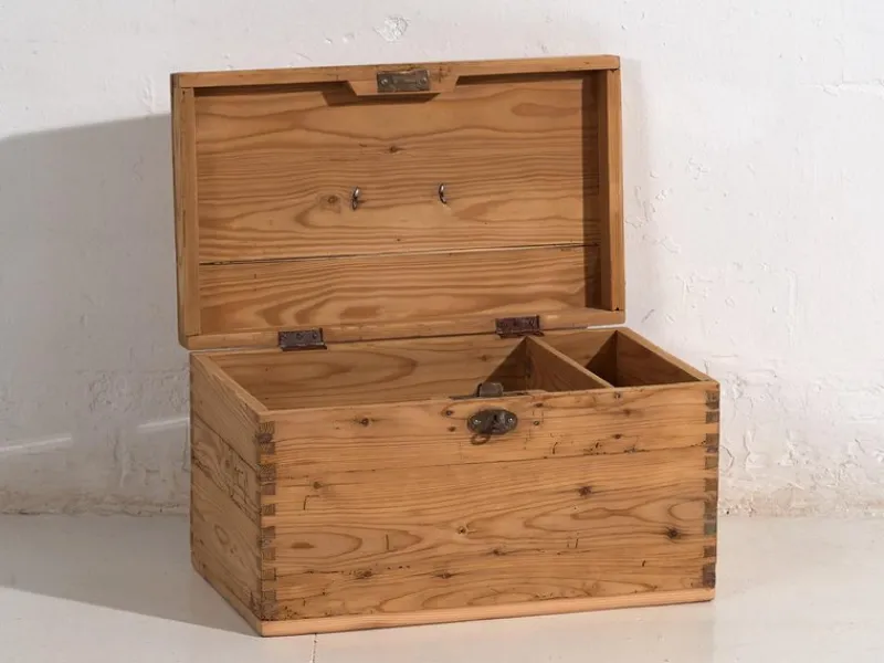 Pamono Antique Wood Chest, 1920s> Trunks Crates & Baskets