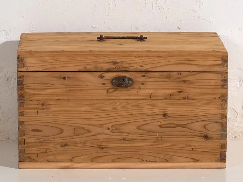 Pamono Antique Wood Chest, 1920s> Trunks Crates & Baskets