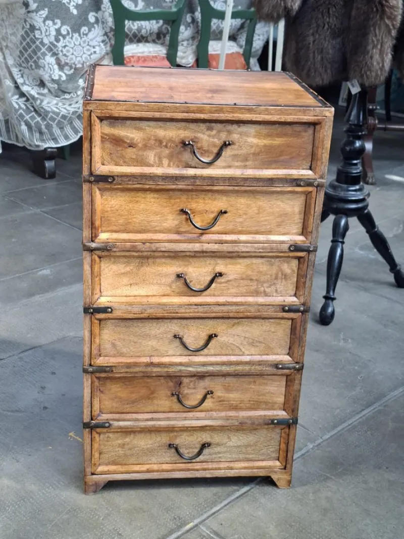 Pamono Antique Wood Travel Chest of Drawers with Metal Finish, 1900> Dressers, Commodes & Chests