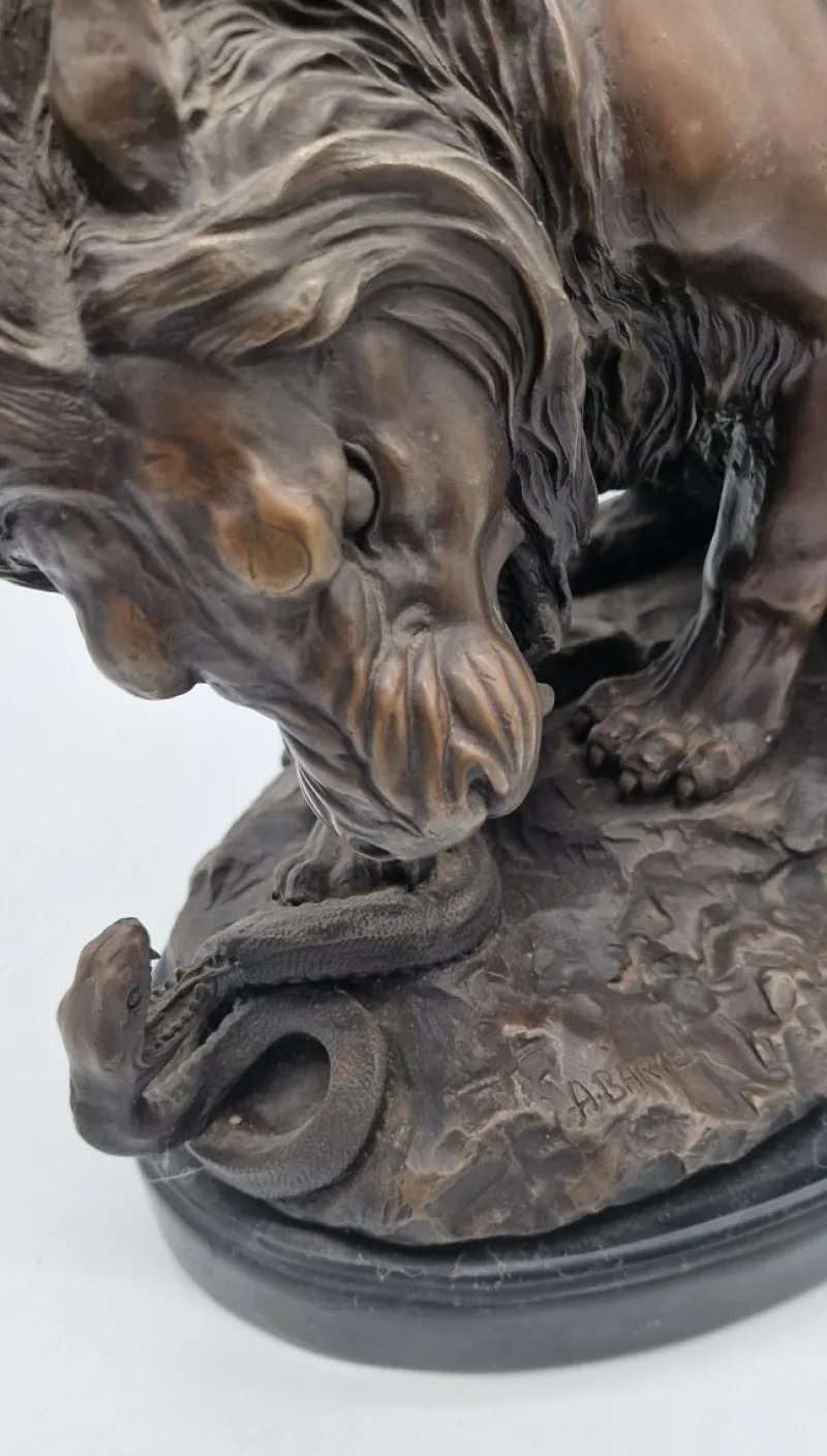 Pamono Antoine Louis Barye, Lion and Serpent, 1800s, Bronze on Marble Base> Classical|Sculpture