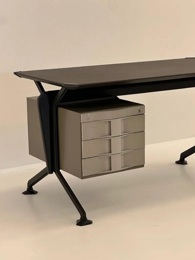 Clearance Pamono Arco Series Desk by Studio BBPR for Olivetti, 1960s