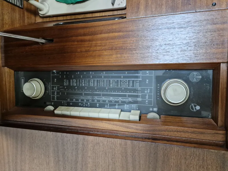 Discount Pamono Arizona Stereo Hi-Fi Console Table from Blaupunkt
