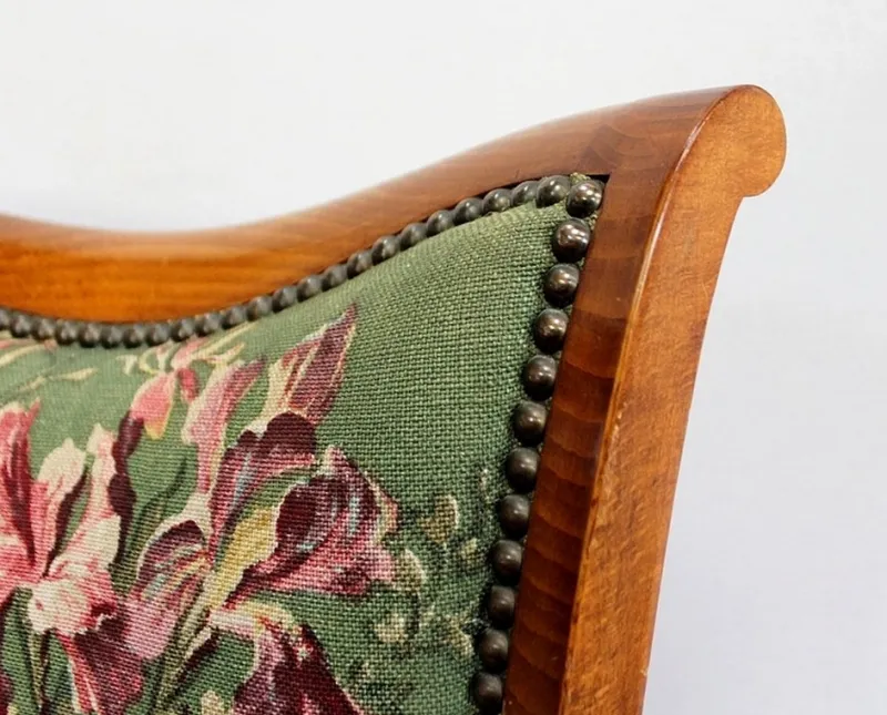 Pamono Armchairs and Chippendale Table in Solid Beech, 1950s, Set of 3> Living Room Sets