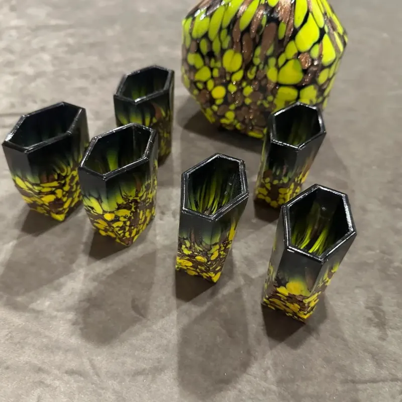 Pamono Art Deco Aventurine Murano Glass Rosolio Set, 1940s, Set of 7> Dinnerware Accessories