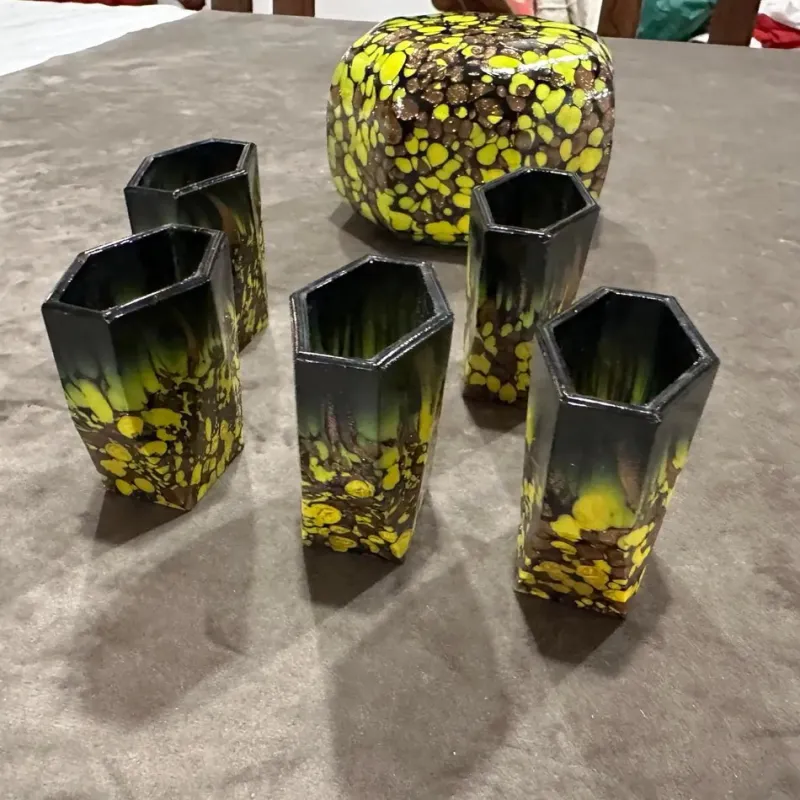 Pamono Art Deco Aventurine Murano Glass Rosolio Set, 1940s, Set of 7> Dinnerware Accessories